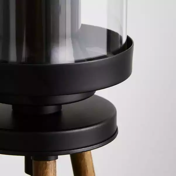 Dunelm Fulton Tripod Table Lamp 6 Dunelm Fulton Tripod Table Lamp - Image 4