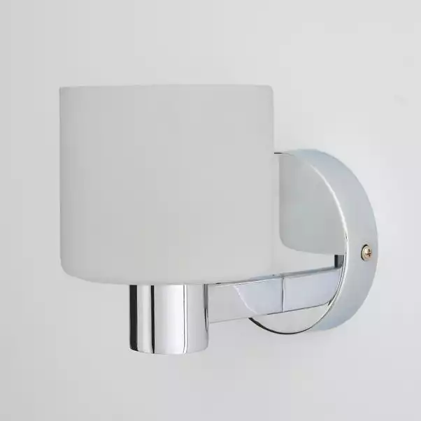 Dunelm Erin Frosted Wall Light 4 Dunelm Erin Frosted Wall Light - Image 2